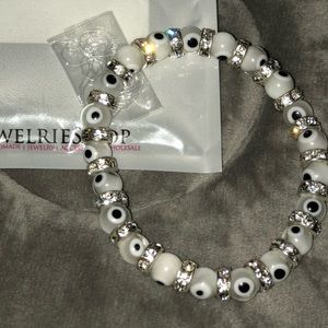 Eyes on you bracelet